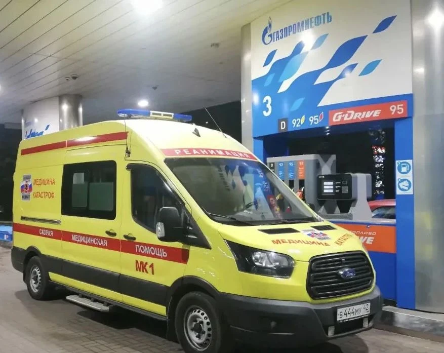 Огромное спасибо всем водителям, которые без колебаний пропускают вперёд машину скорой ...