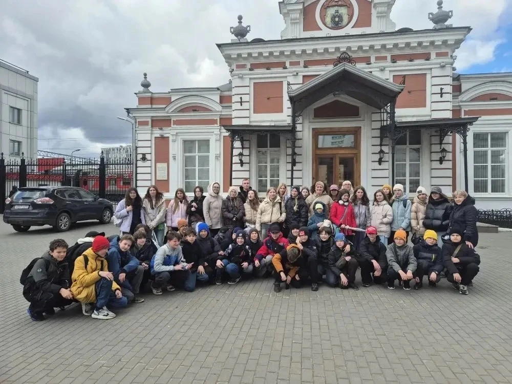 🧳 Наши шестиклассники покорили Нижний Новгород!   ✨ Ученики 6-х классов только что вернулись из увле
