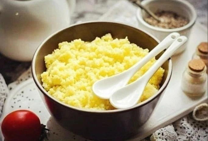 МЕНЮ ДНЯ
(29 июля, среда, постный день)

ЗАВТРАК
Рассыпчатая пшенная каша

ОБЕД
Постный рассольник с