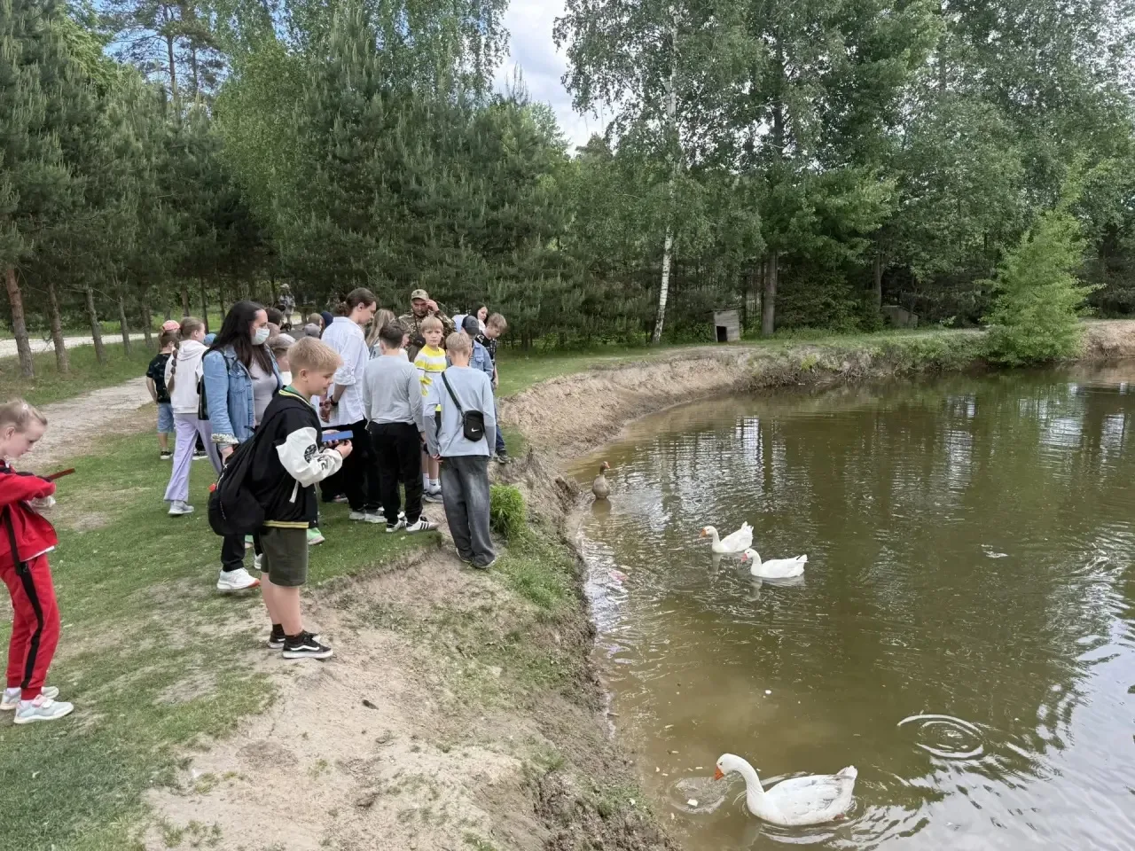Сегодня ученики 6г и 5д классов, их классные руководители Аджиумерова С.А., Куркина Л.Г. посетили зо