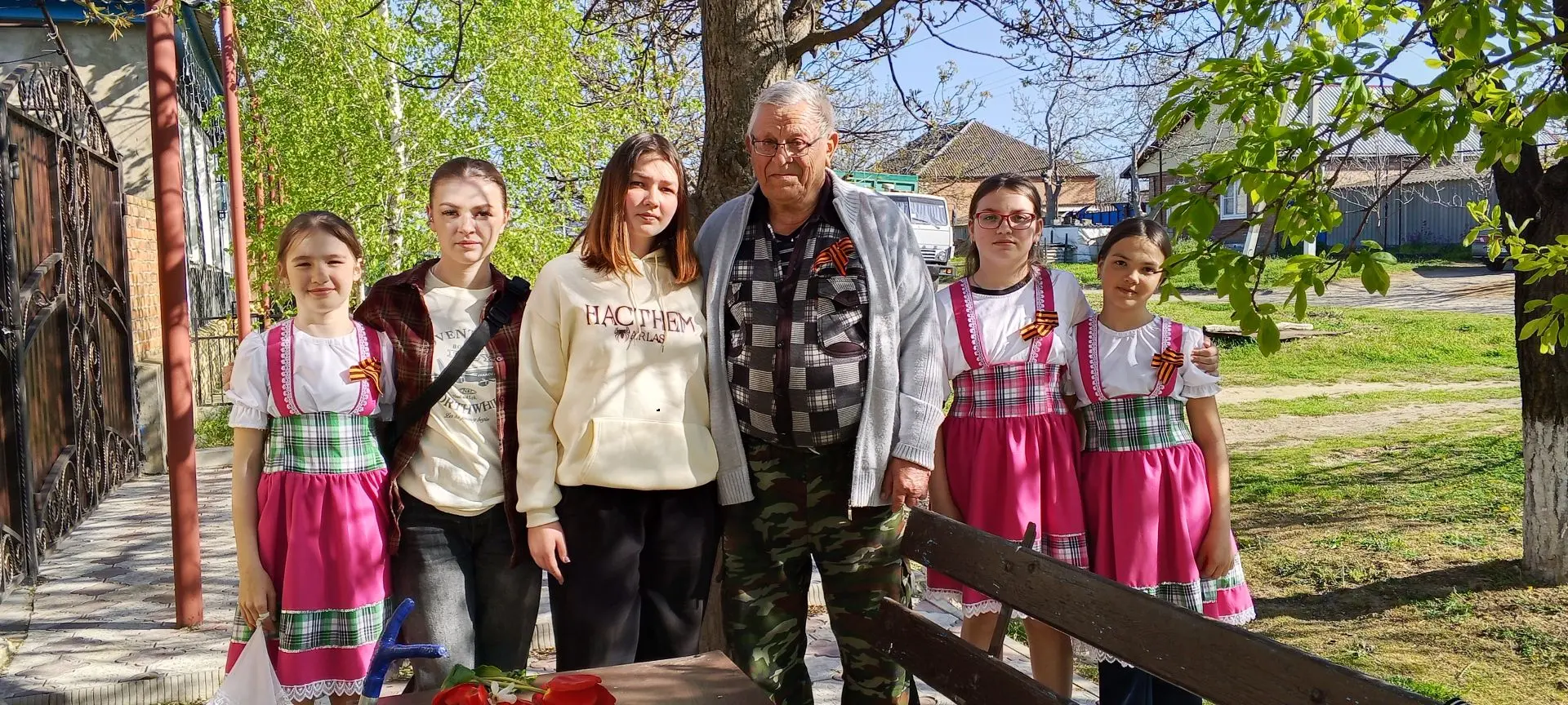 🕯️ «Узнаем о войне от земляков»: встреча с летописцем истории в Светлоградском СРЦН В преддверии Дня
