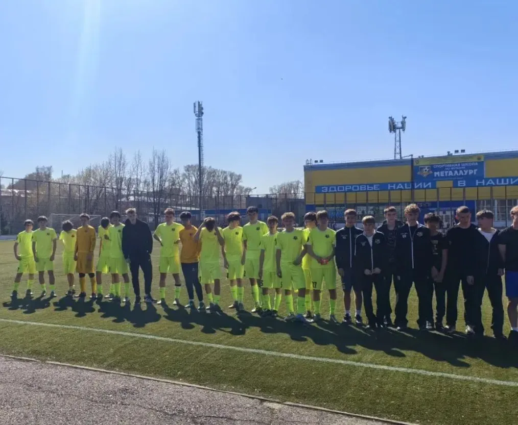 ⚽️Поздравляем учеников нашей школы - Грона Александра, Захарчука Михаила, Камбалина Михаила, Коледин