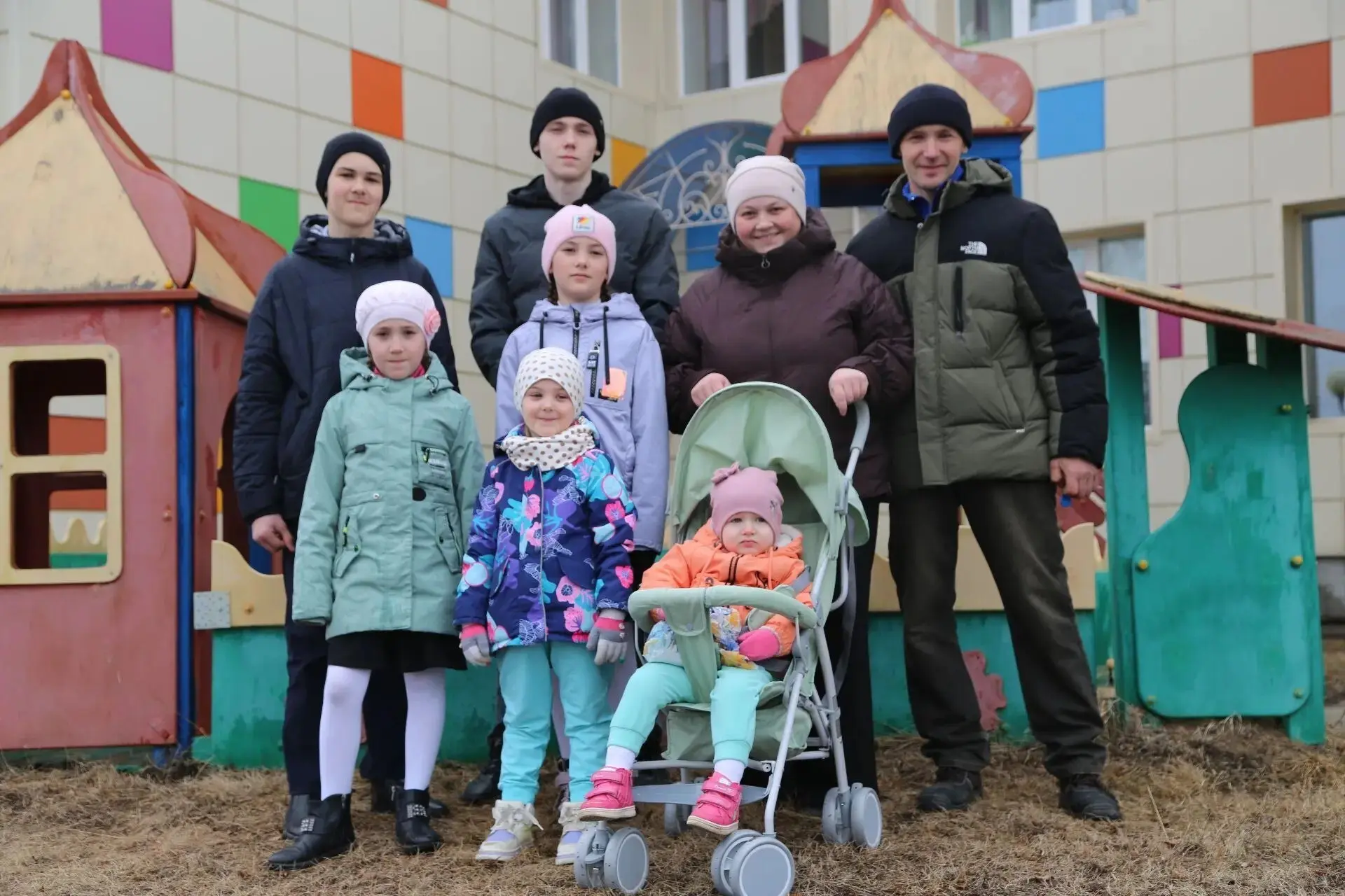 В современном мире, где ритм жизни постоянно ускоряется, особенно ценно видеть семьи, для которых по
