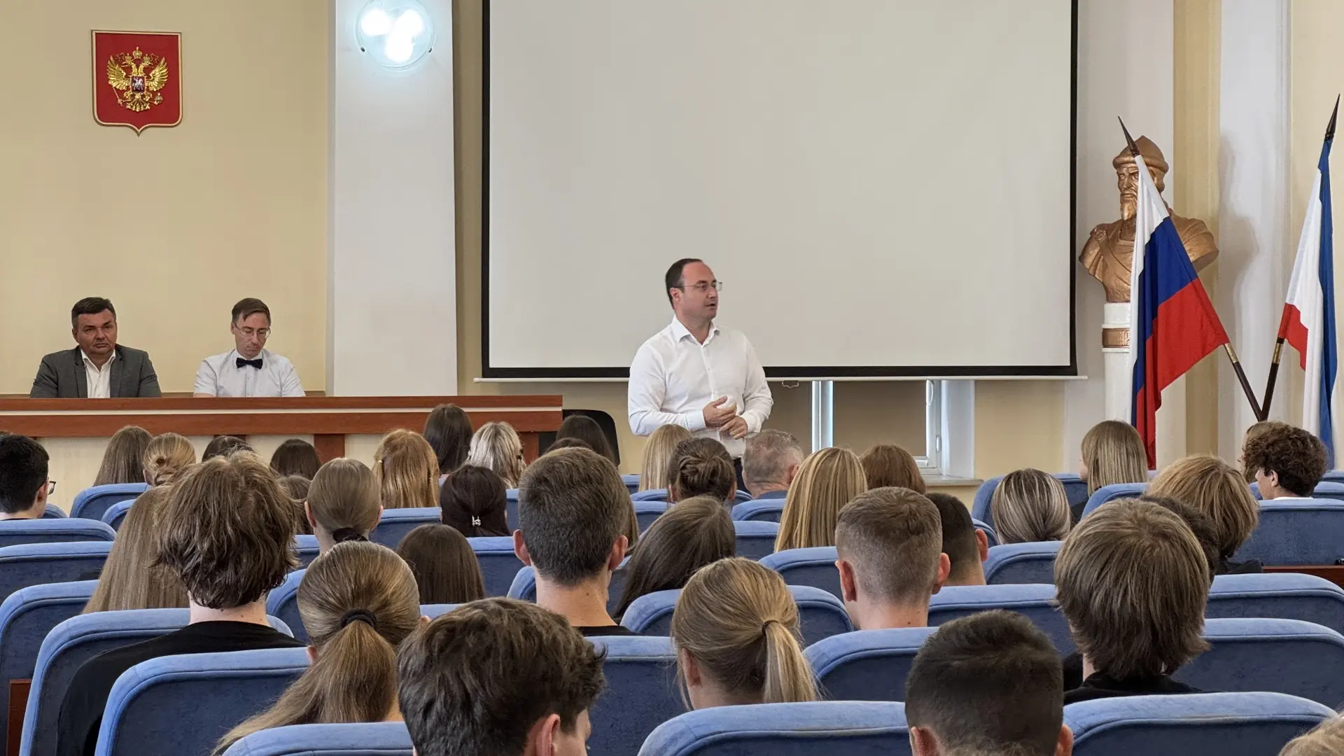 О выборах, государстве и праве голоса 🗳️