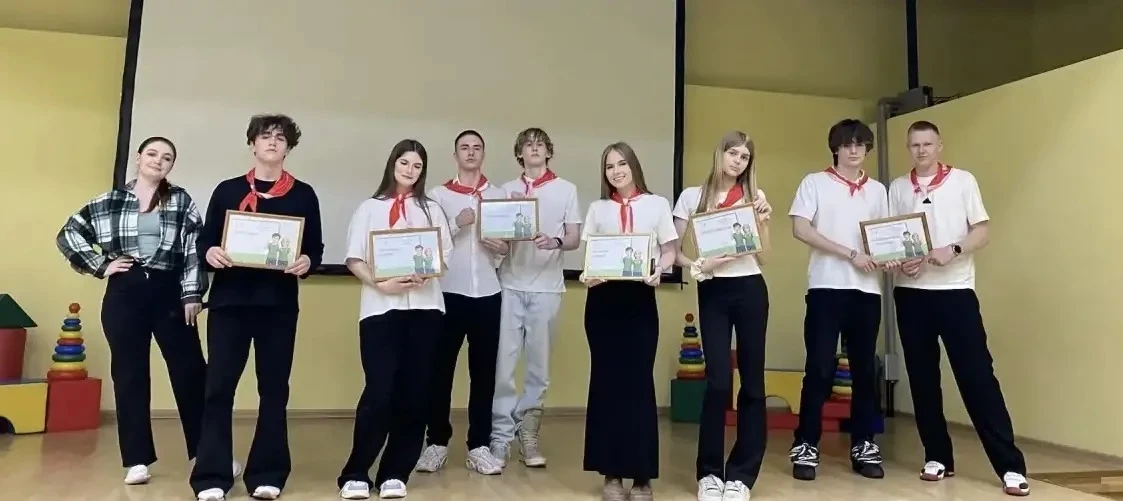 Дорогие гимназисты и уважаемые учителя, здравствуйте!