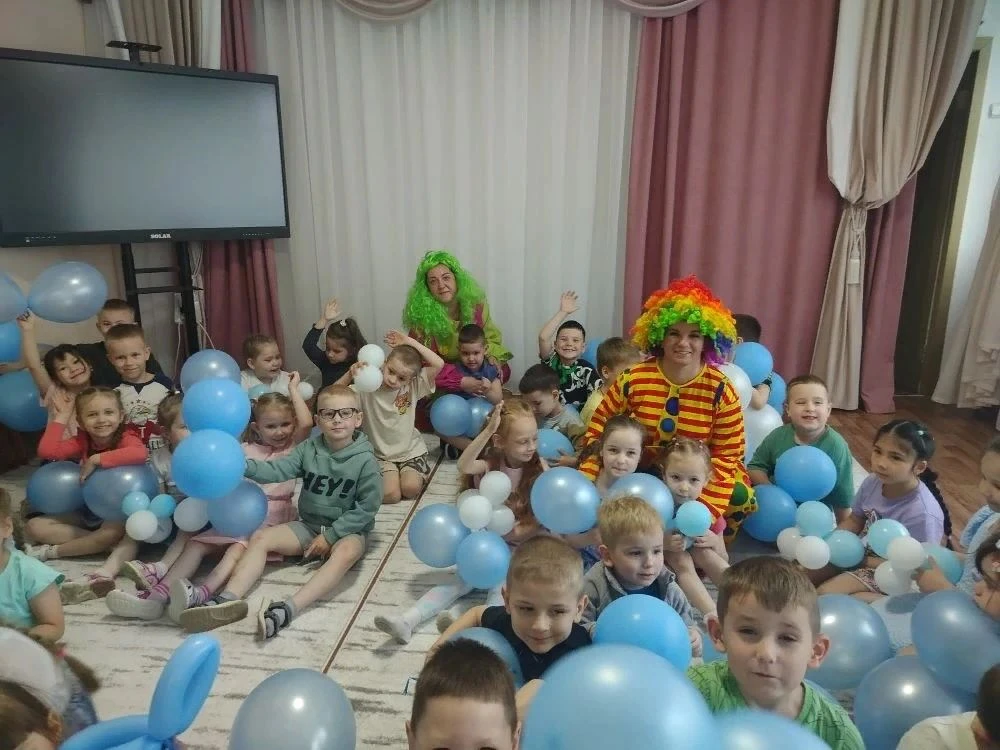 🎈 Улыбки и звонкий смех: как Клепа и Бантик поздравили наших ребят с 1 июня 🎈Друзья! ...