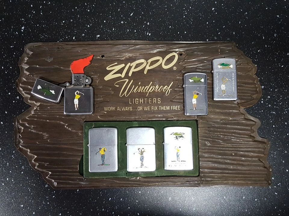 Винтажный дисплей для Zippo.