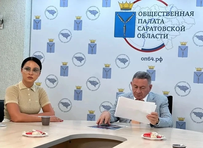 Волонтёры из Даниловки встретились в Саратове с Борисом Шинчуком