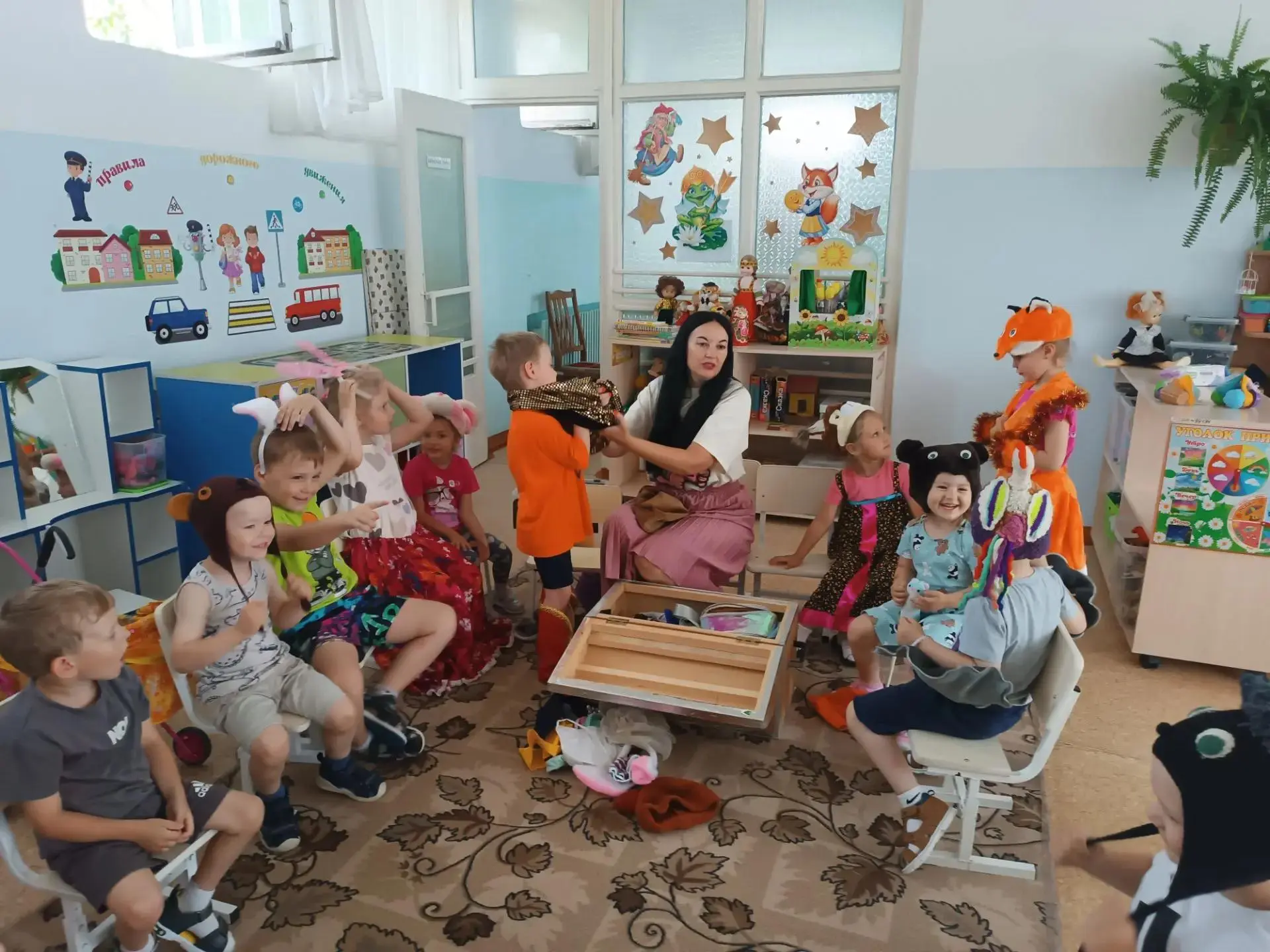 «Диско-пати»

☀На прошедшей неделе, которая была посвящена шуткам, играм и забавам, группа «Изобрета
