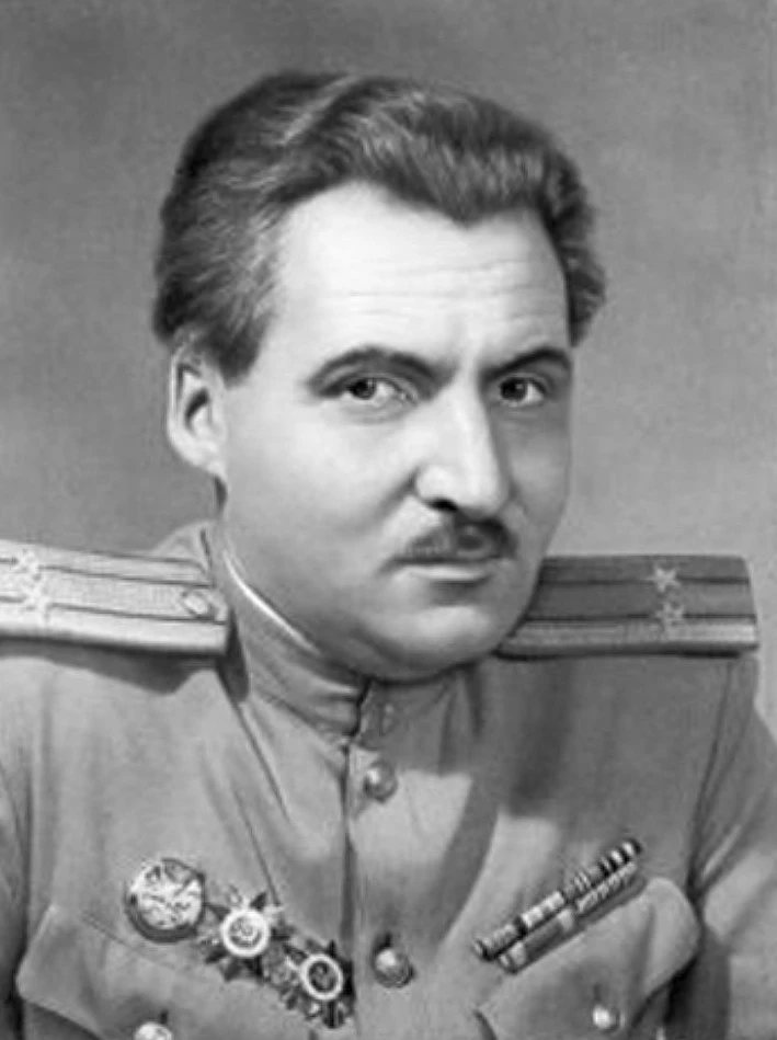 Жди меня, и я вернусь…  Константин Симонов  Жди меня, и я вернусь. Только очень жди, Жди, когда наво