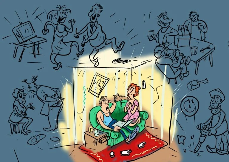 Вот хотя бы соседи сверху.  Там, я так понимаю, проживает небольшая семья из ста двадцати человек. С