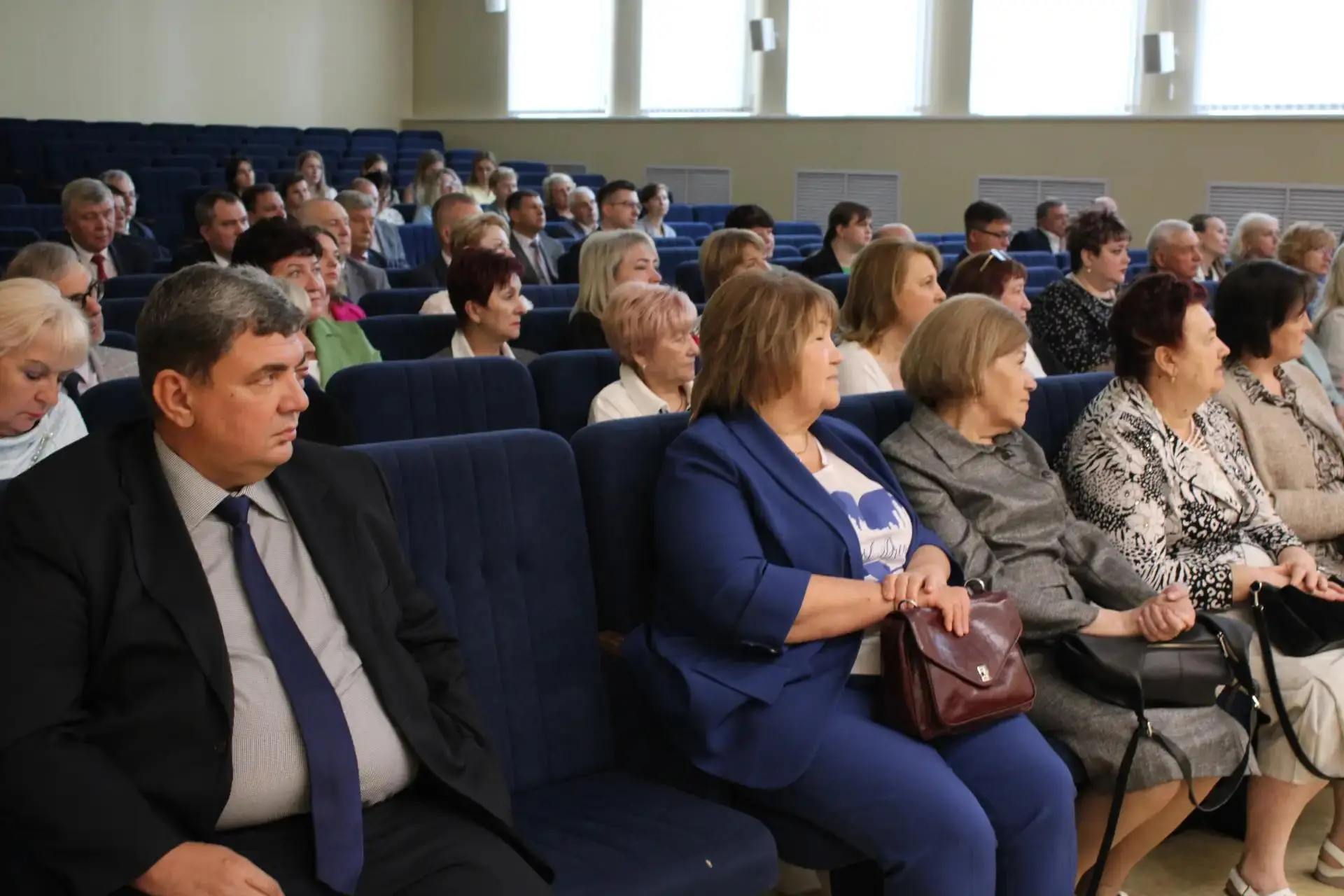 В преддверии Дня медицинского работника Министр здравоохранения Республики Мордовия Олег Маркин вруч