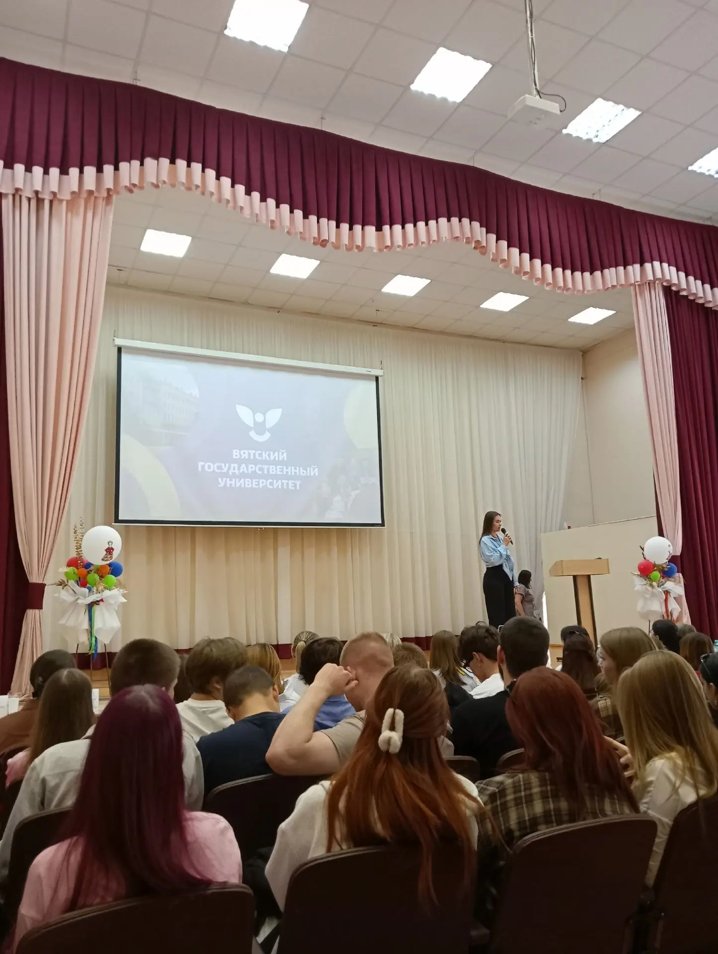 На базе Колледжа пищевой промышленности прошла ярмарка вакансий