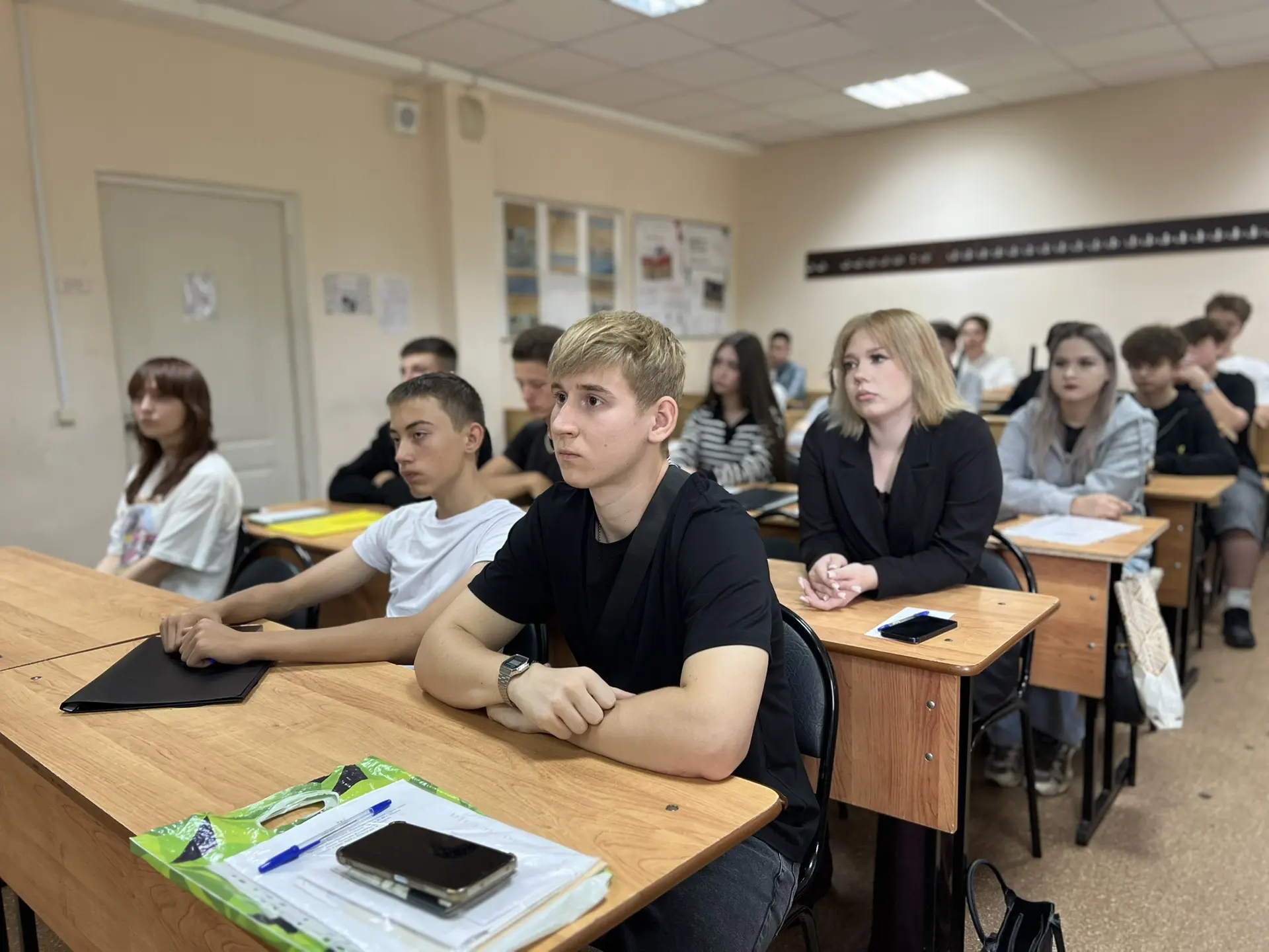 В Многопрофильном колледже ПГУ стартовали организационные собрания для первокурсников