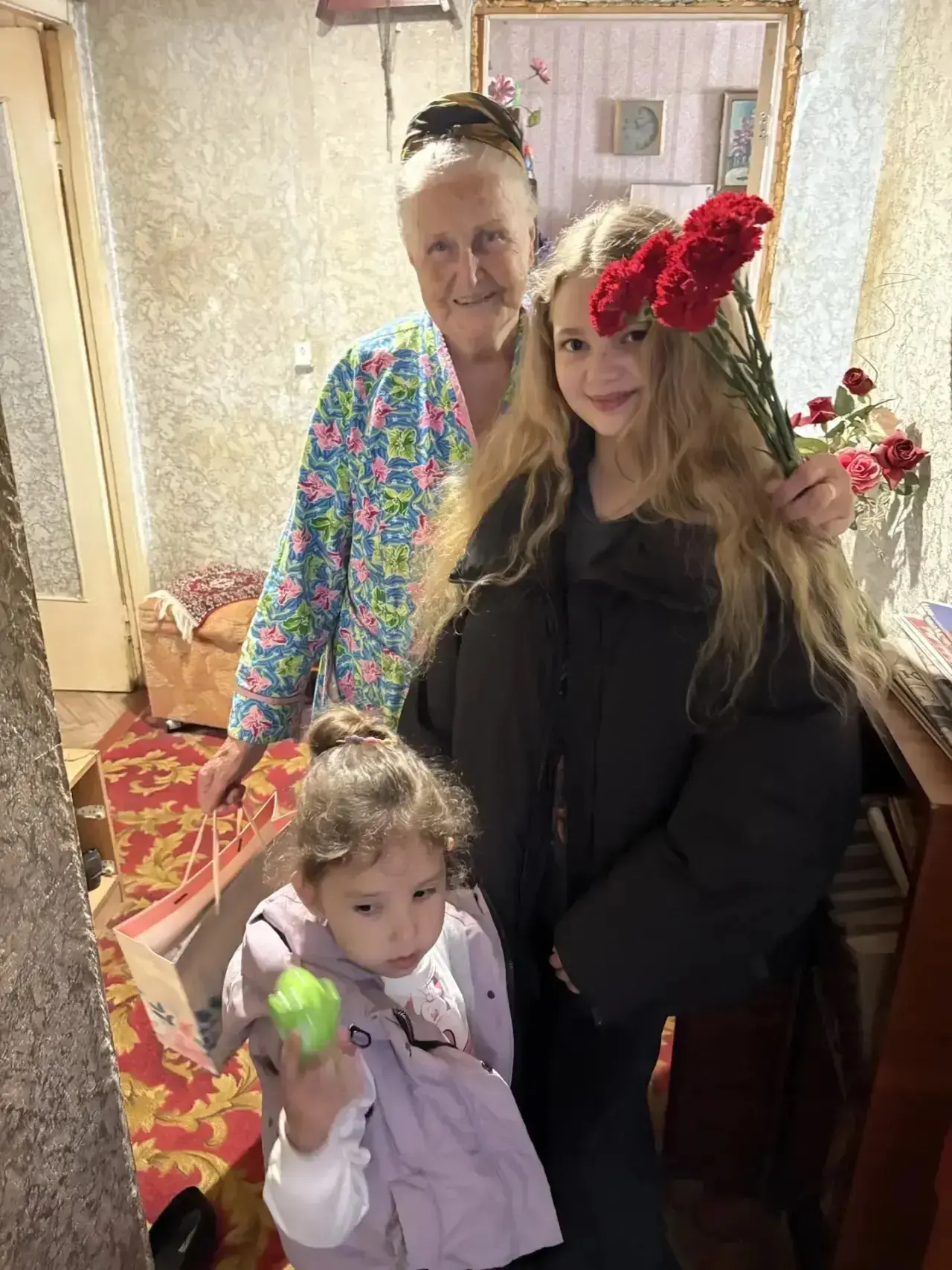 ✨ С Днём Победы! ✨  🇷🇺Наши ученики с гордостью и теплотой поздравили ветеранов Великой Отечественной