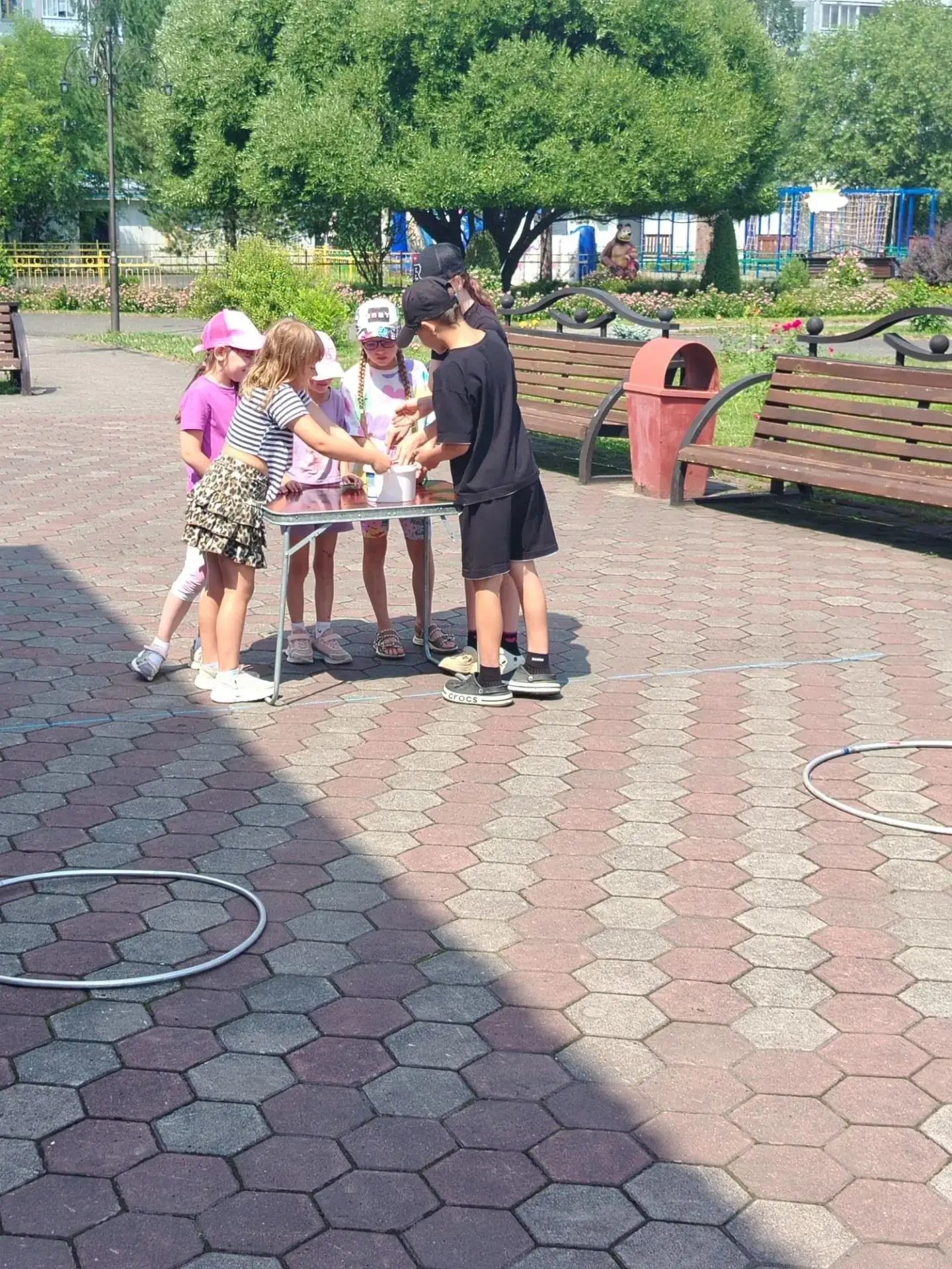 🌈Сегодня в нашем лагере прошел день на максимальных оборотах! ⚡️

👉Начали утро по классике — бодря