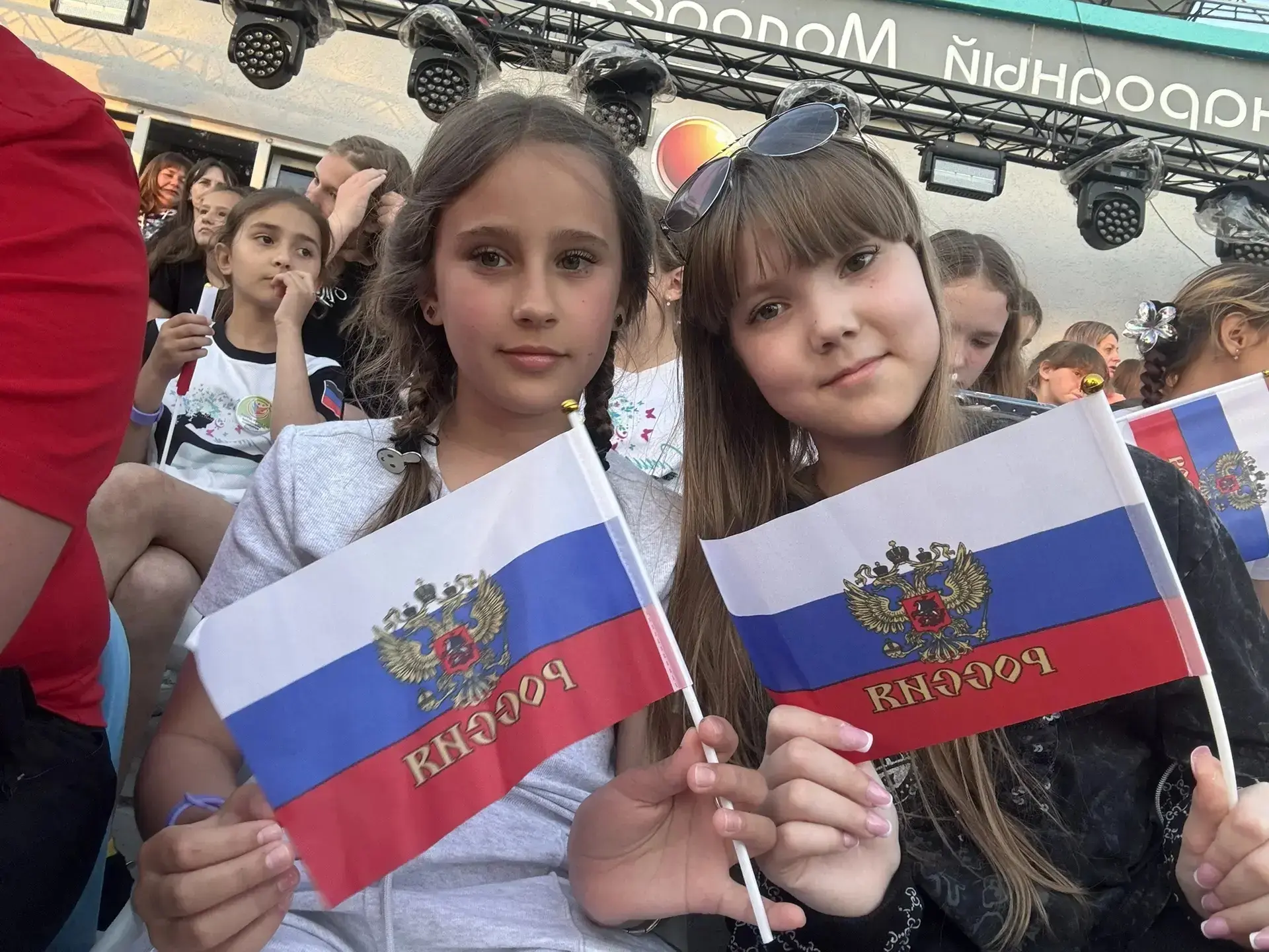 Море! Солнце! Новые знакомства! И творчество!
Всё это было с 27 по 30 мая у нашей ученицы Львовой Ан