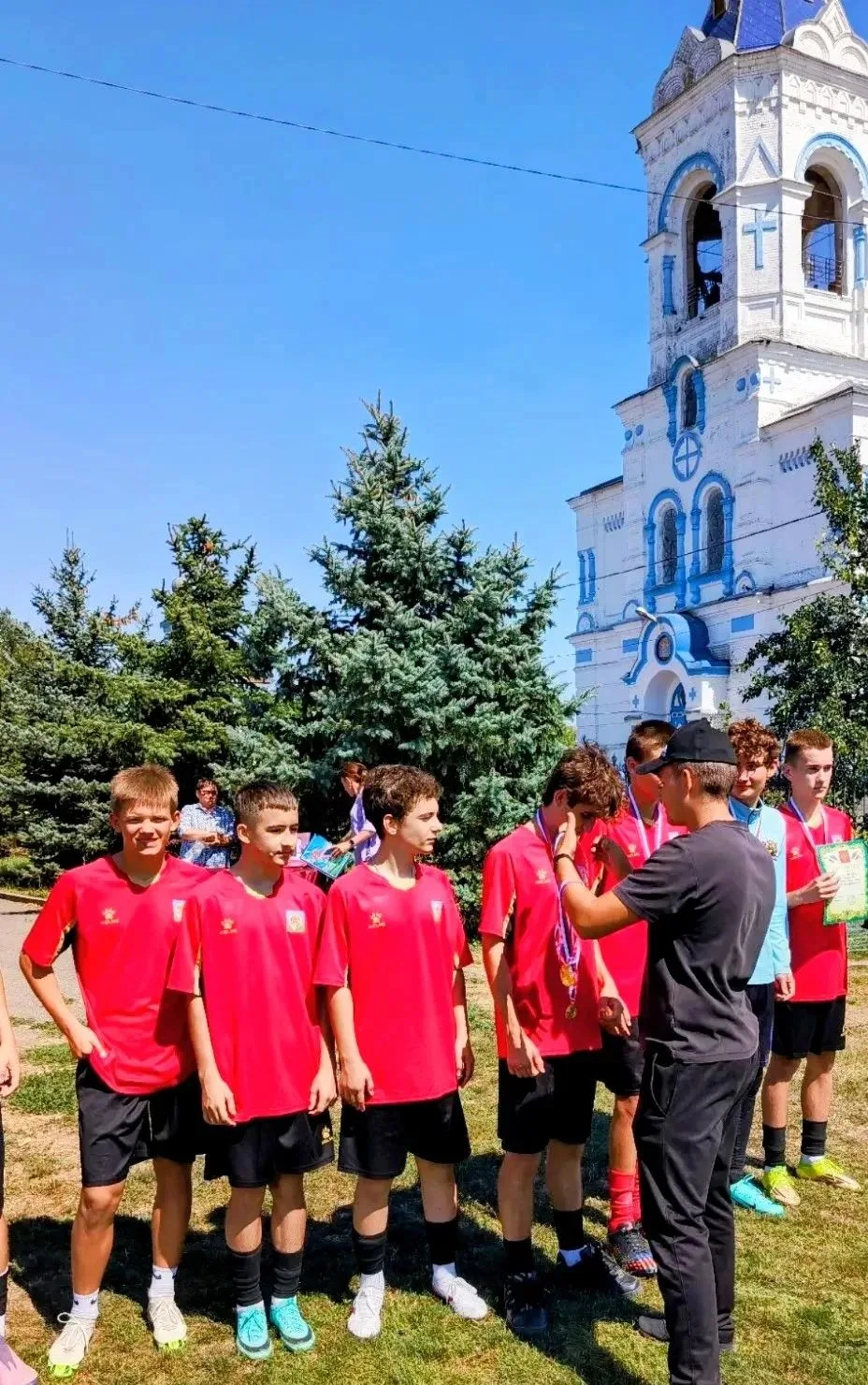 Сегодня, в рамках празднования Дня Российского флага, специалисты СДК станицы Успенской...