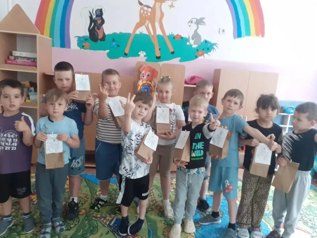 Сегодня у Елисея день рождения!🎉🥳🎈🍫🎂