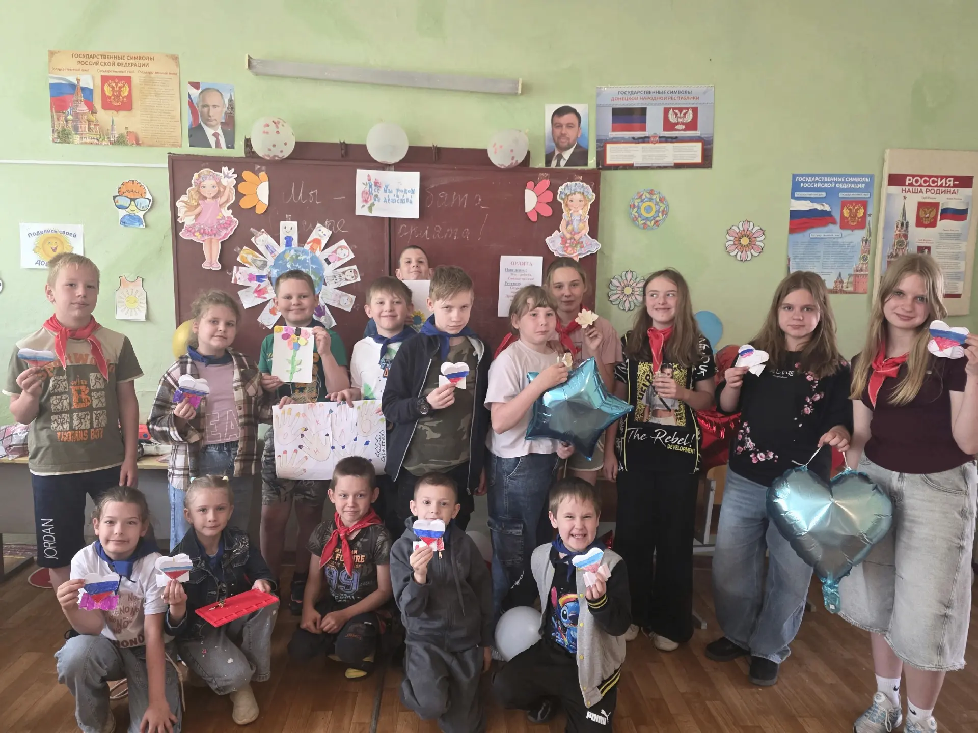 День дружбы народов России в нашем лагере: вместе — мы одна большая семья!