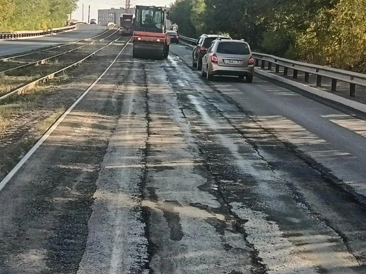 В Новотроицке подрядчик по гарантии устранил колею на ул. Мира