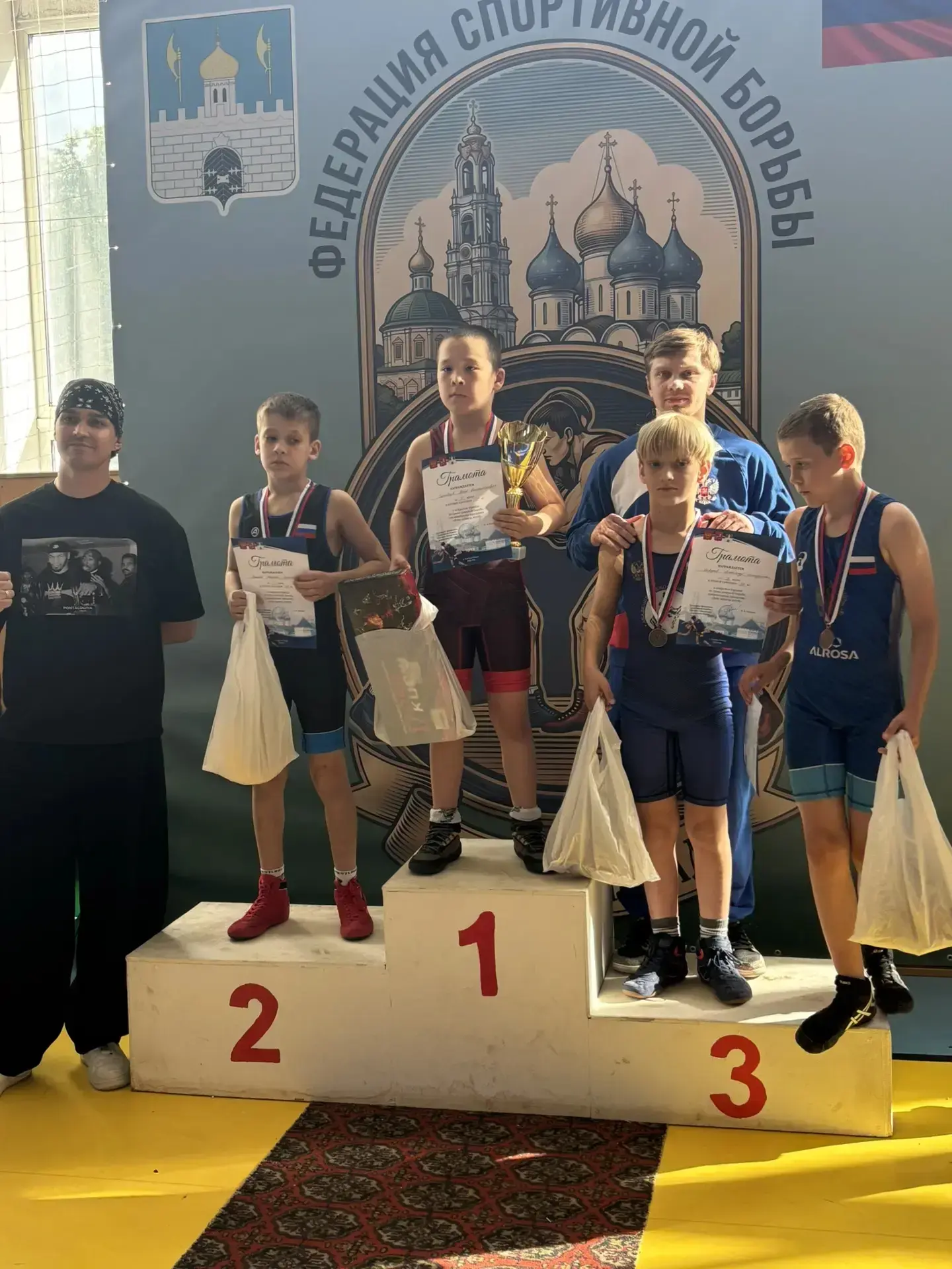 🤼‍♂️ 1 июня на стадионе «Луч» в Сергиевом Посаде состоялся турнир по греко-римской борьбе, посвящён