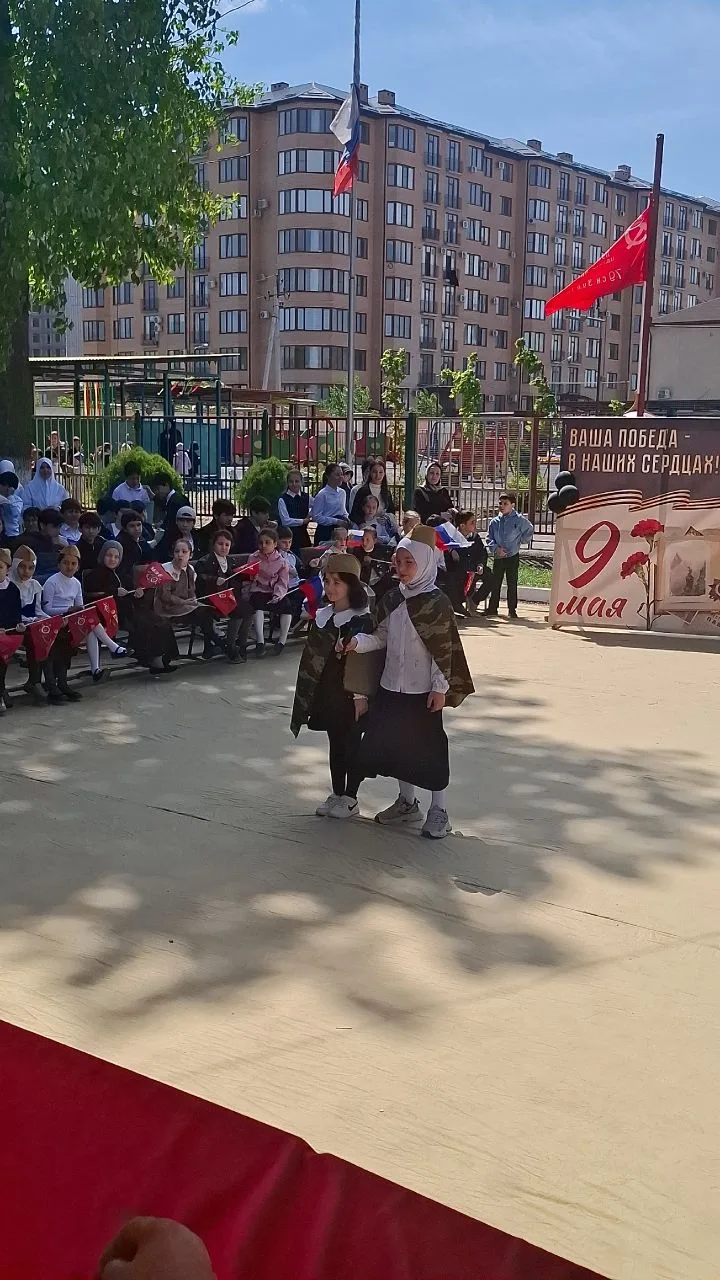 07.05.2026г.На школьном мероприятии особое внимание зрителей привлекло выступление перв...