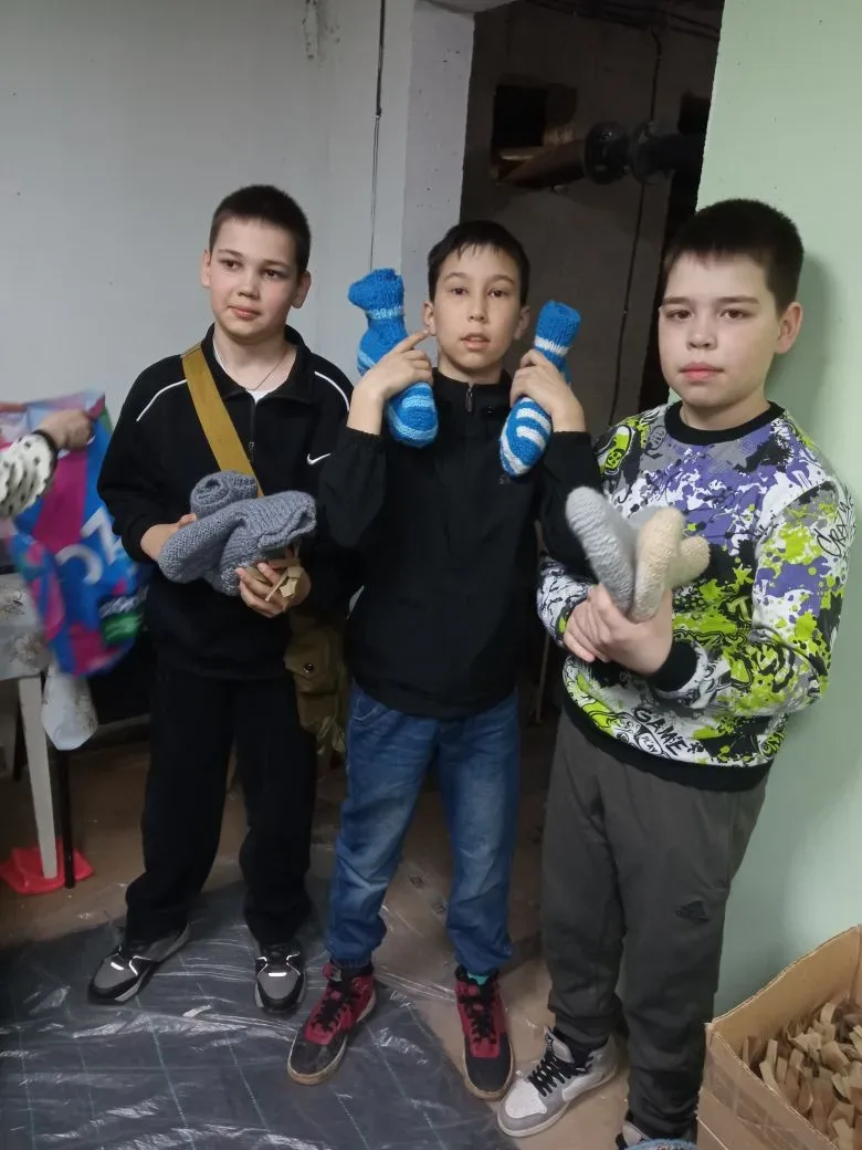 🇷🇺 Патриотизм в действии: как 5 «В» провёл каникулы.  💯Пока многие отдыхали, ребята из 5в класса про