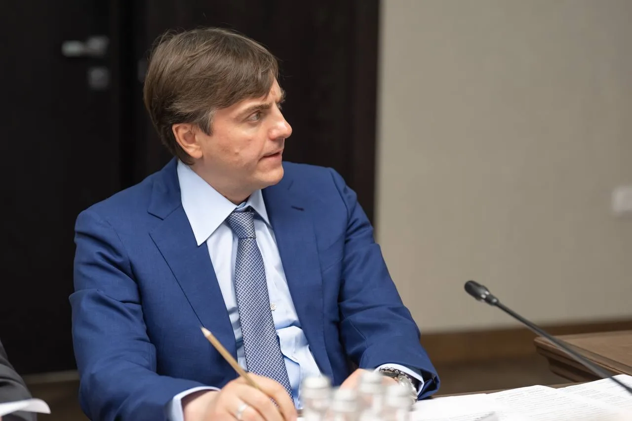 Дмитрий Чернышенко провел совещание по готовности к приемной кампании 2026/27 учебного года   Приемн