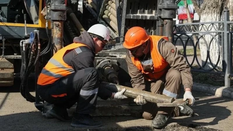 💧 Более 100 тысяч рублей в месяц: в «Астрводоканале» открыли вакансии для астраханцев

Предприятие 