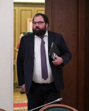Национальный мессенджер "Макс" останется в РФ навсегда, заявил на форуме "Цифровая эвол...