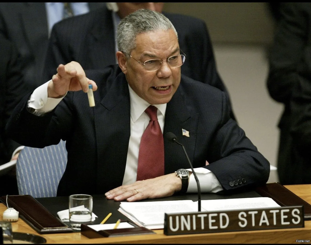 США показали ту самую пробирку с Иркутской чумой