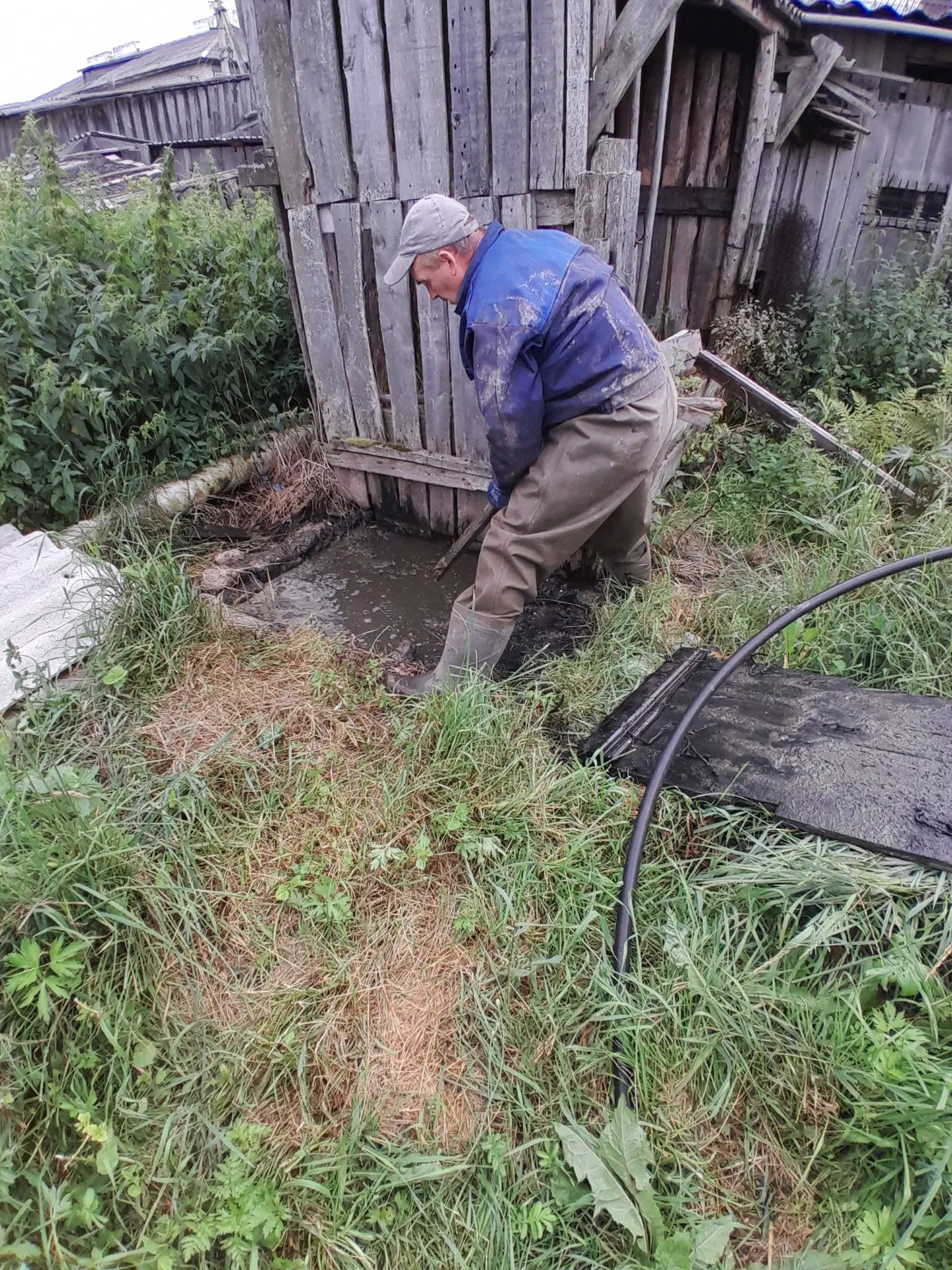 🚰 МУП «ШОКС»: бригада АВР пробила затор на ул. Кирова

Слесари нашей бригады аварийно-восстановител