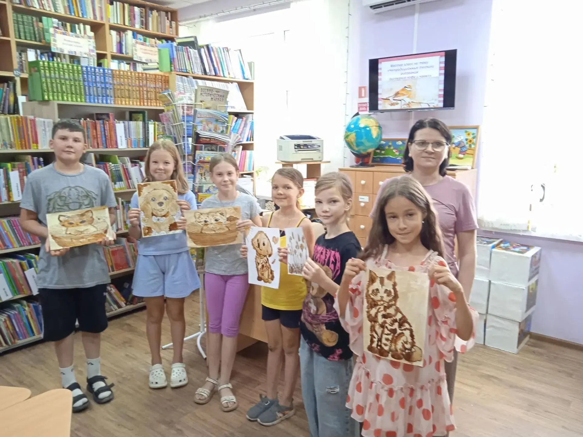 Мастер-класс «Кофейная-гризаль».
25 июля в Детской  библиотеке им.А.С.Пушкина было по-особенному уют