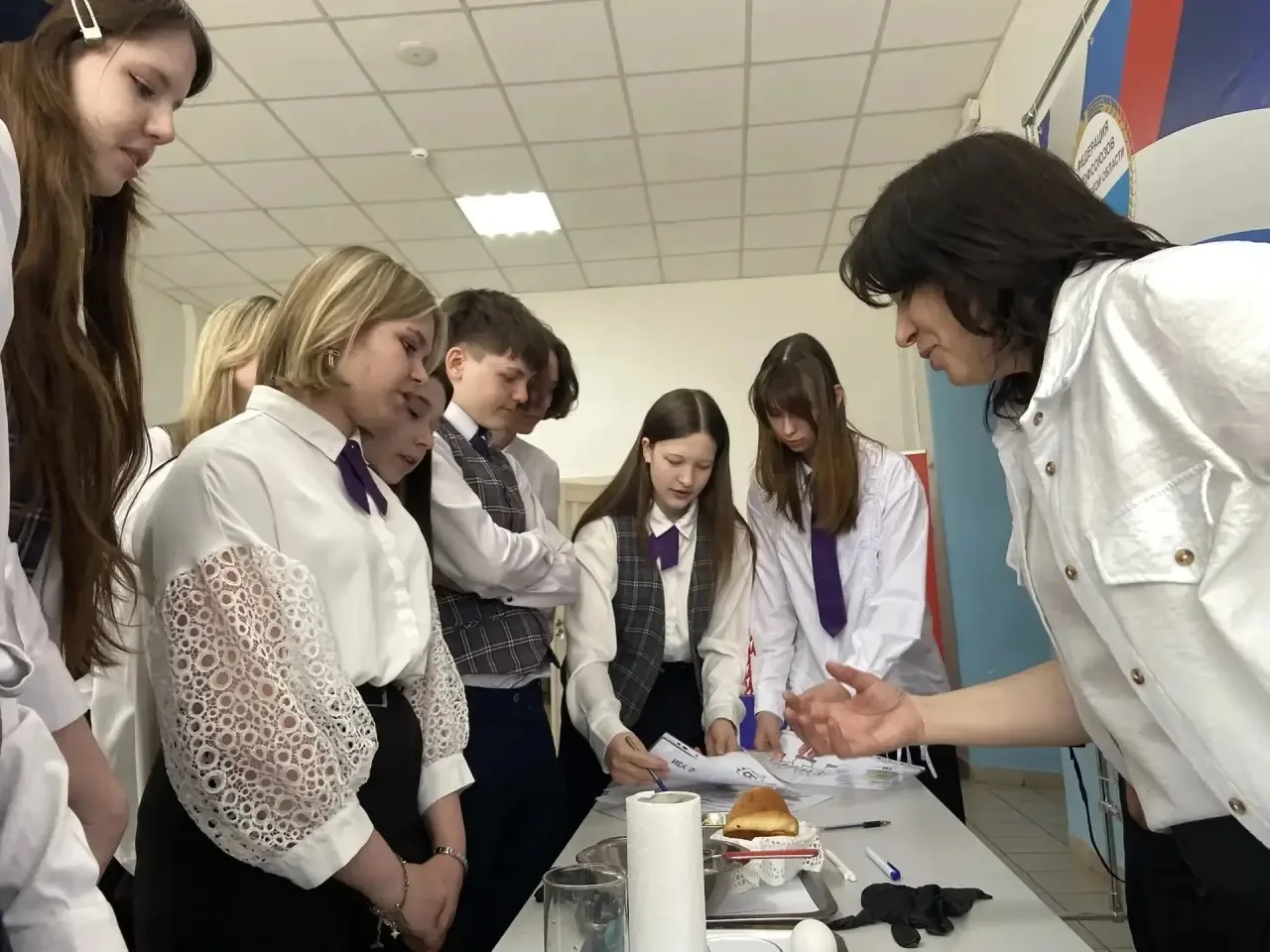 📅 24 апреля ученики 9«А» и 9«В» классов нашей школы посетили День открытых дверей в Пензенском колле