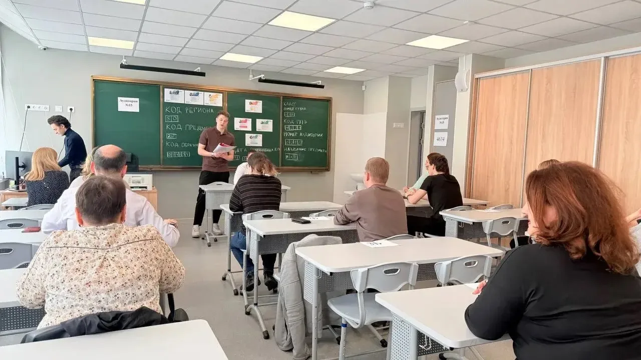 Сегодня наша школа открыла свои двери для родителей, желающих пройти пробный ЕГЭи ОГЭ. Это был не пр