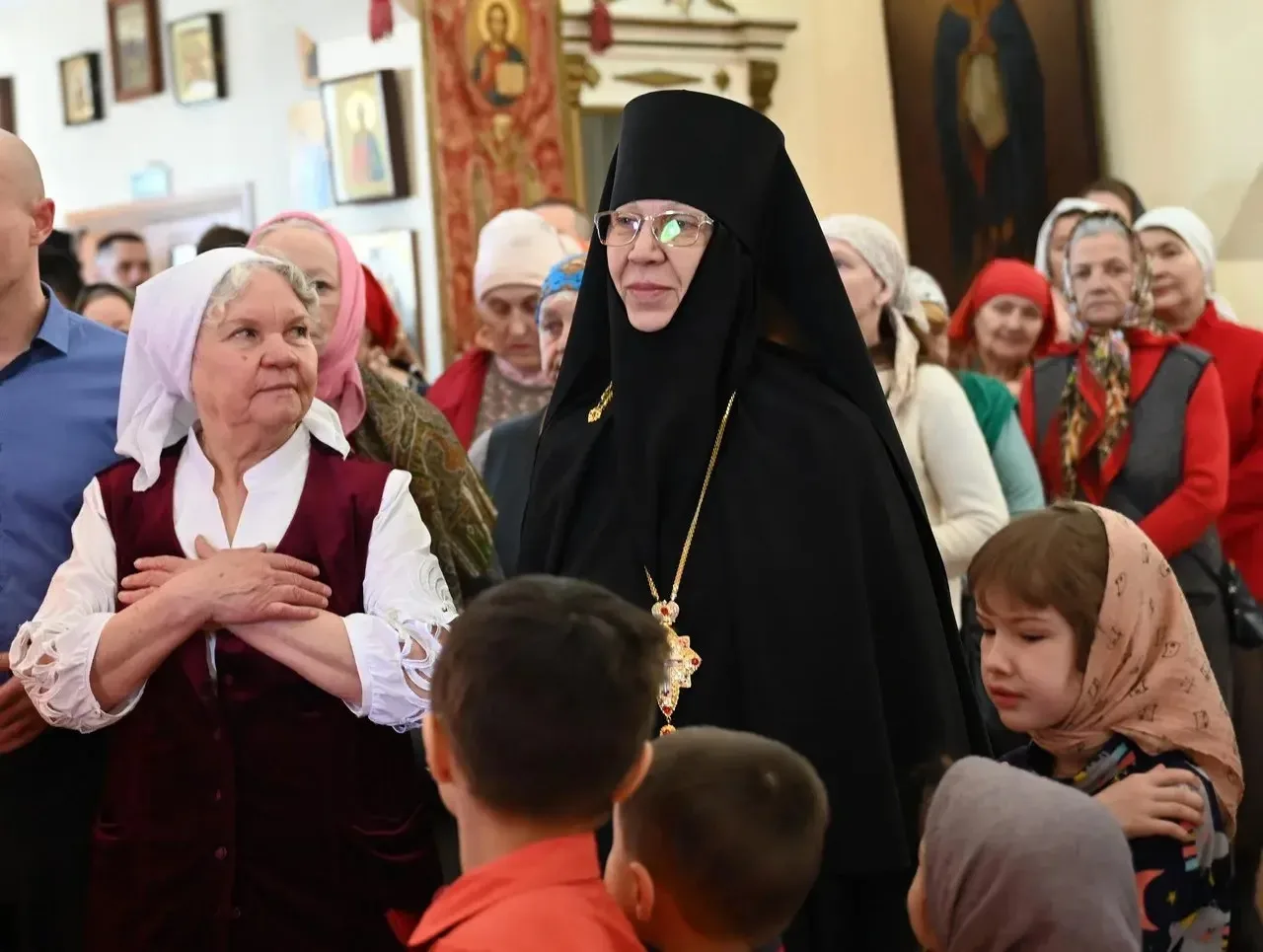 В четверг Светлой седмицы, 16 апреля 2026 года, Пасхальная Божественная литургия архиерейским служен