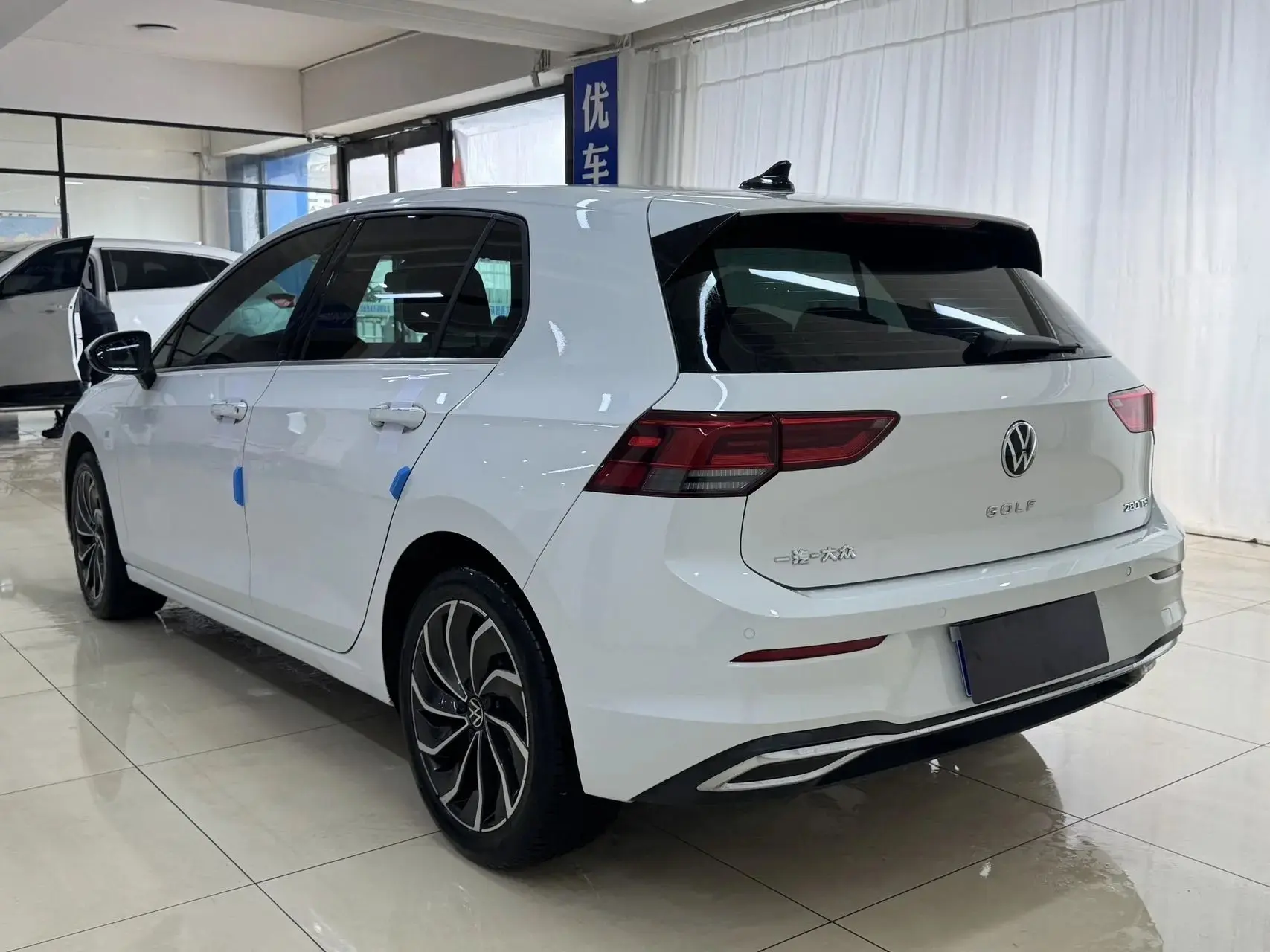 🔥🔥🔥 Приобрели в Китае для Константина из Екатеринбурга  Volkswagen Golf 2023 2021 год 11 000 км 1.4 