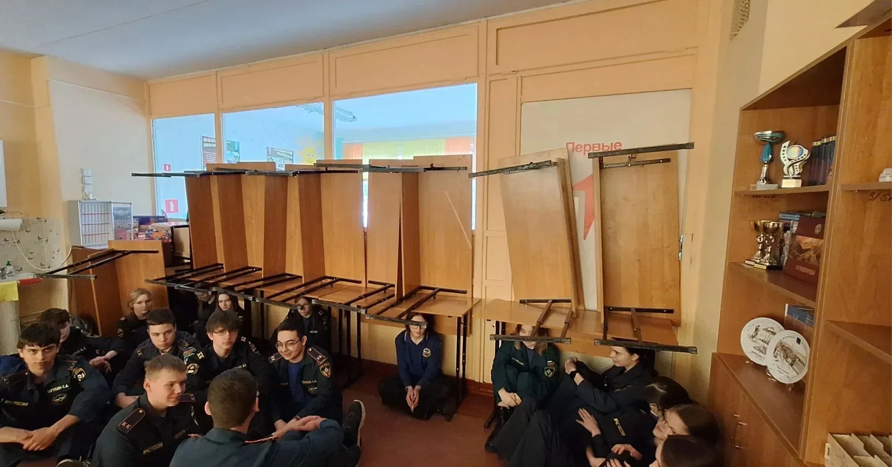 📢 Сегодня в нашей школе прошли практические занятия по теме «Действия работников и учащихся при воор