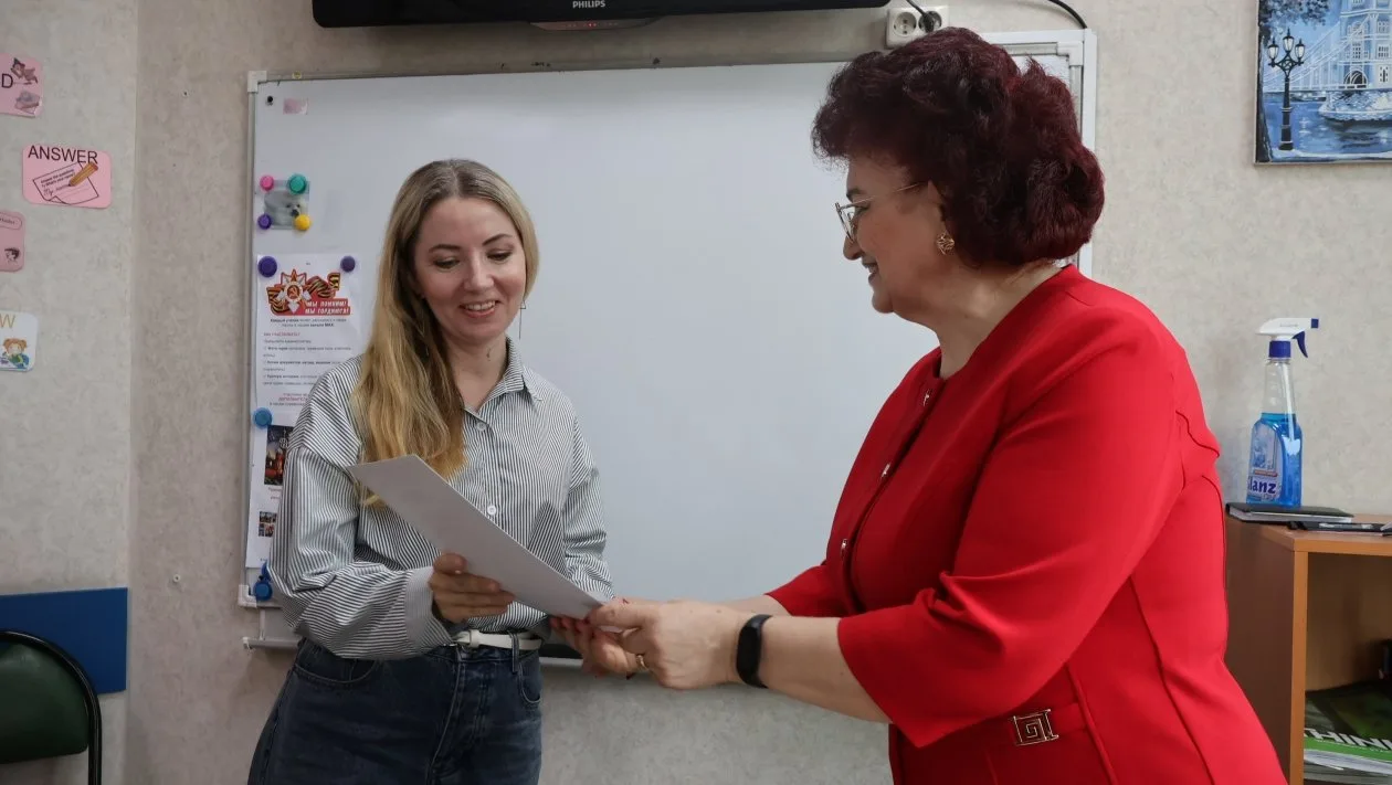 ✍️За любовь к языку: отличников и хорошистов Тотального диктанта наградили в Уссурийске  Пятнадцатый