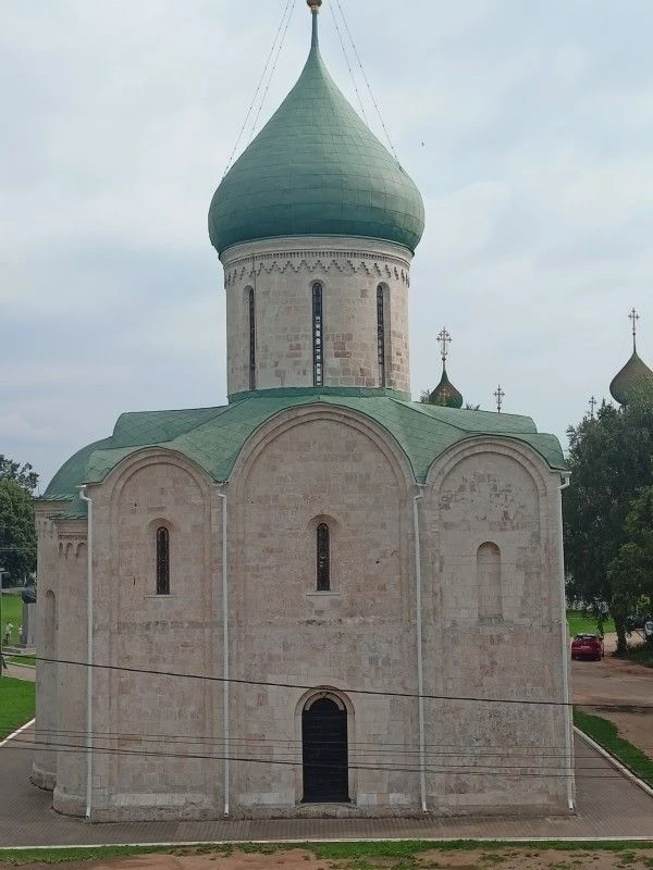 Юрий Долгорукий.  Заметка 16. Градостроитель (1152-1154)
