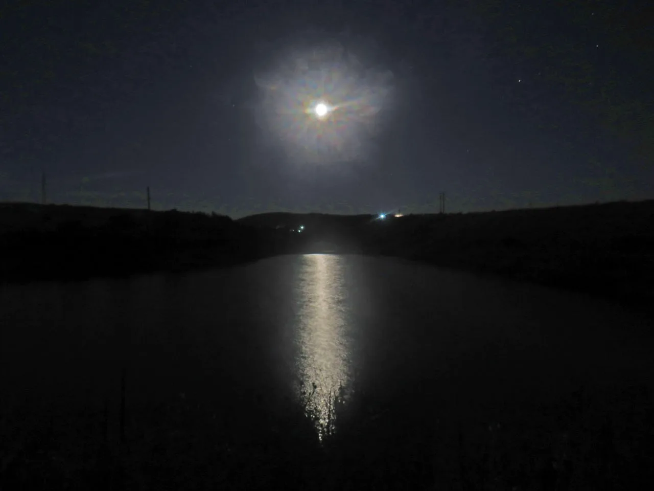Сегодня вечером над Крымом можно будет увидеть Оленью Луну 🌕

Так называют июльское полнолуние. Сво