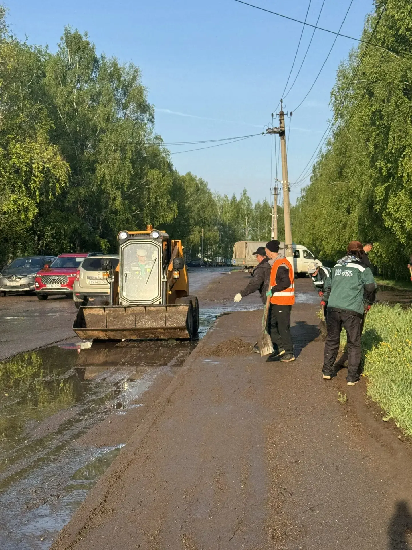 Благоустройство поселка - это комплекс мероприятий, направленных на улучшение качества ...
