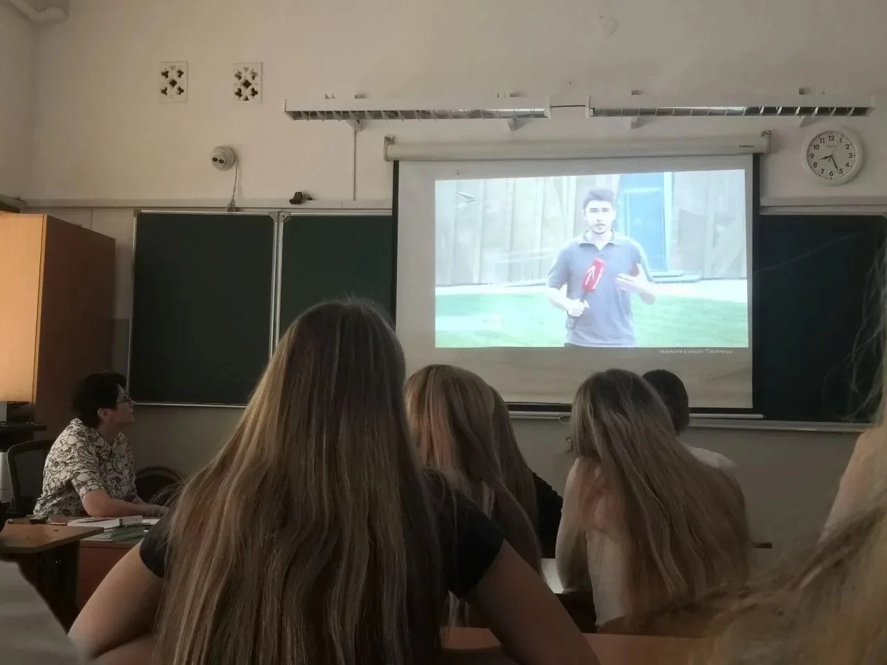 3 сентября в нашей школе прошли тематические классные часы, посвященные Дню солидарност...