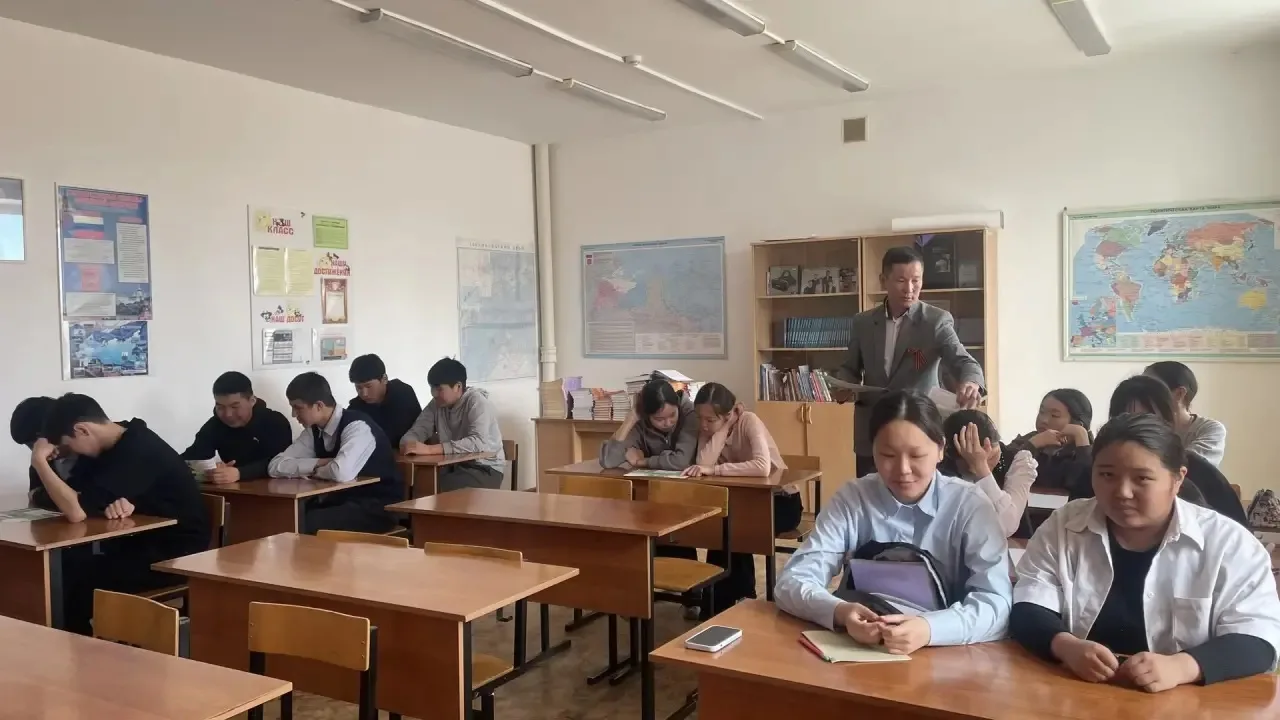 6 мая мастер производственного обучения Могойтуйского аграрно-промышленного техникума Б...