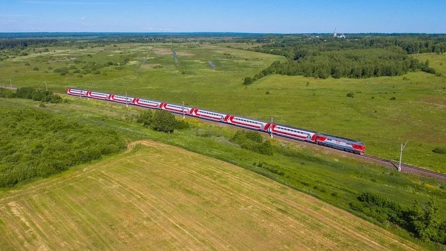 🚆Расписание и маршрут поезда Кострома – Петербург изменятся в сентябре.