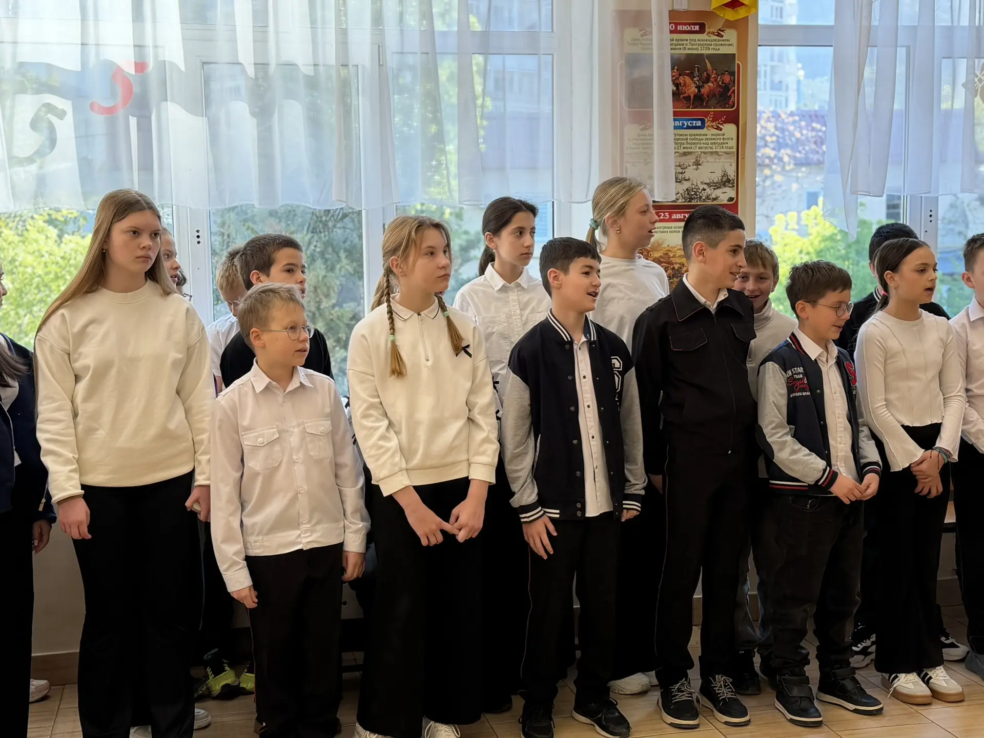 📣 🇷🇺 Торжественное открытие учебной недели  27 апреля учебная неделя началась с поднятия флагов и ис
