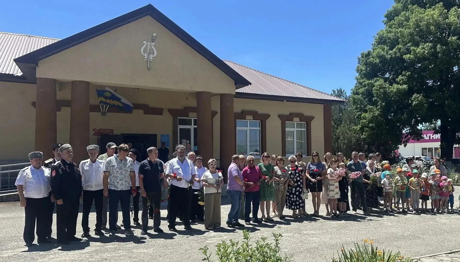 Сельские округа Анапы почтили память соотечественников, погибших в Великой Отечественно...