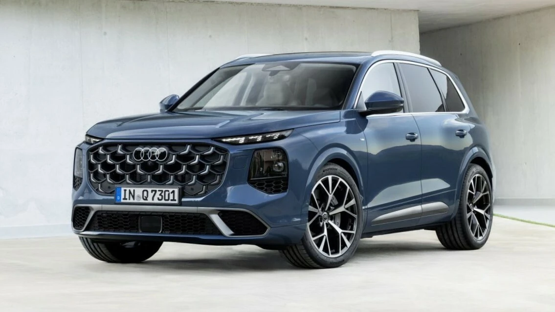 Audi представила новый Q7 третьего поколения🔥 

Легендарный немецкий кроссовер обновился и стал ещё