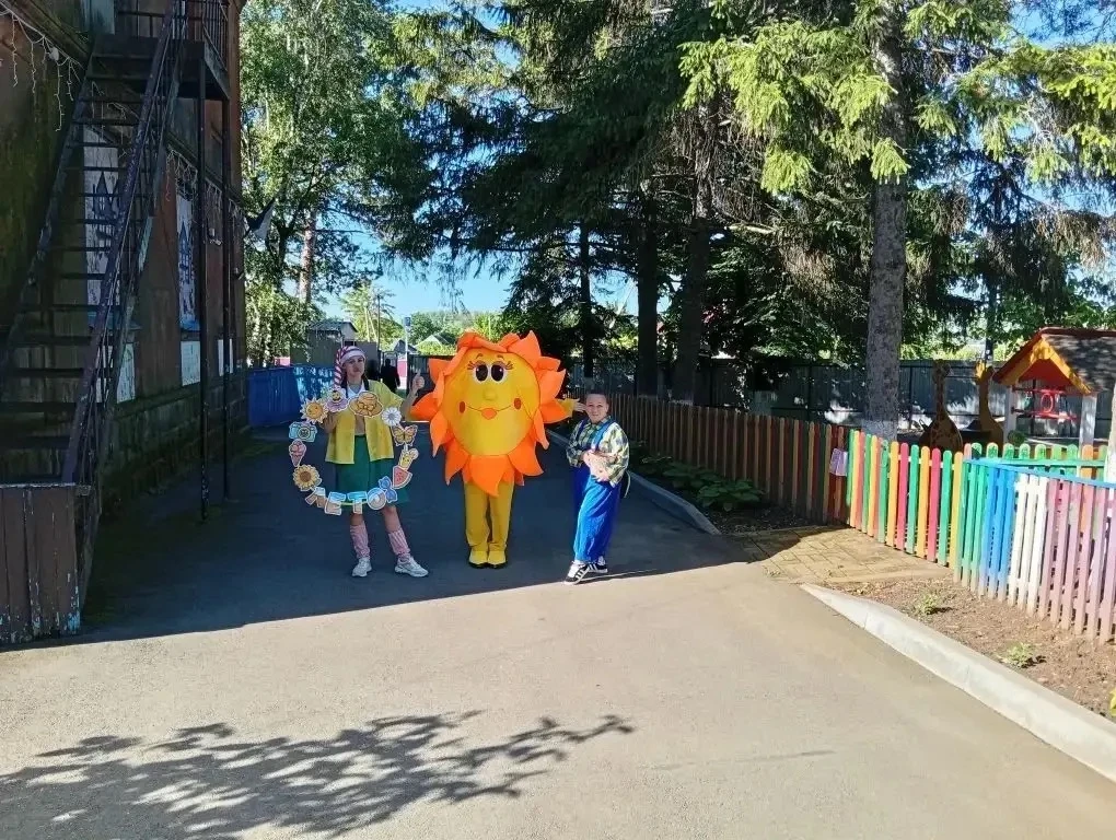 Лето -это маленькая жизнь, и в нашем детском саду она бьет ключом! ☀️